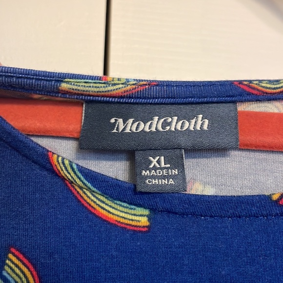 MODCLOTH stretchy half-sleeve rainbow dress. XL, hits right below knee. - Picture 3 of 4